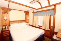 deccan-odyssey-a-double-bed-cabin