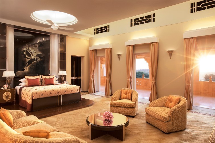 Umaid-Bhawan-Palace-suite-room